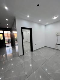 للايجار • السيديه • وحدات سكنية للايجار • مودرن • طابق ارضي • طابق اول...