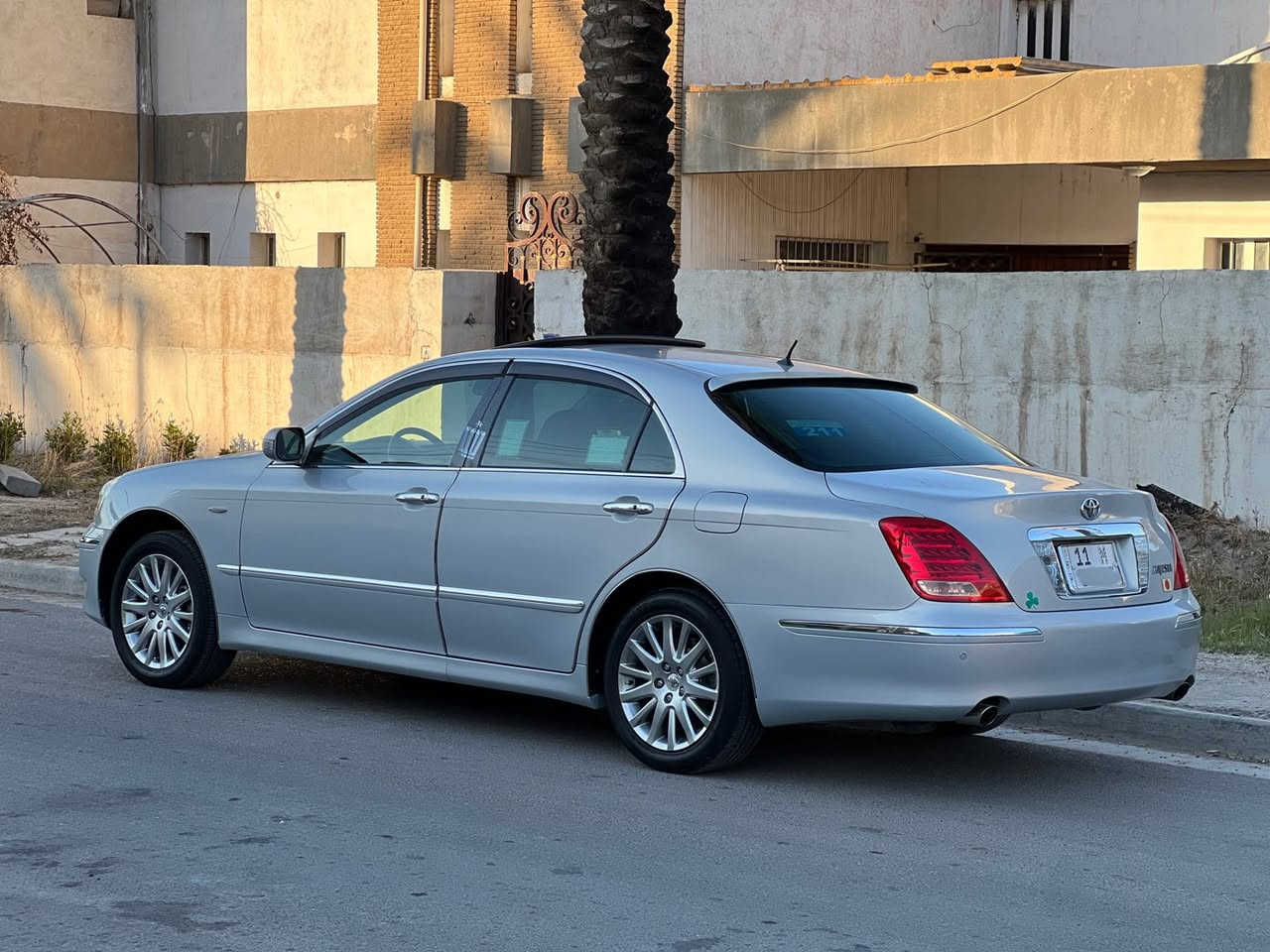 ألسلام عليكم للبيع او المراوس حسب القناعة 
كراون ماجستا 2006 رقم بغداد الانكليزي الجديد تحويل ملكية قرار 48 سيارة جديدة وتخبل 
تحوير نجف عام دشبول كهرباىيات حدادة 
كفالة عامة تشمل الضربة الكص العيب الشرعي صبغ العراق والتحويل 
5 دكم فول 12 دكمة بالتجوه 
رادار+ حساس امامي خلفي + كاميره خلفيه 
فتحة سلايد روف +ستيرن كهرباء 
كشنات جلد كهرباء تدفئة بالكشن الامامي والخلفي 
بردة خلفية + بردات بالابواب 
مري كهرباء واشارة وشفط وترحيب 
5 بصمات كل الابواب وتشغيل وصندوك والصندوك شفط + بصمة رصاصي 
سبير وعدة صندوك كاملة 
مكان السيارة بغداد ورقم بغداد باسمي 
السعر 186 ورقة 
***********
