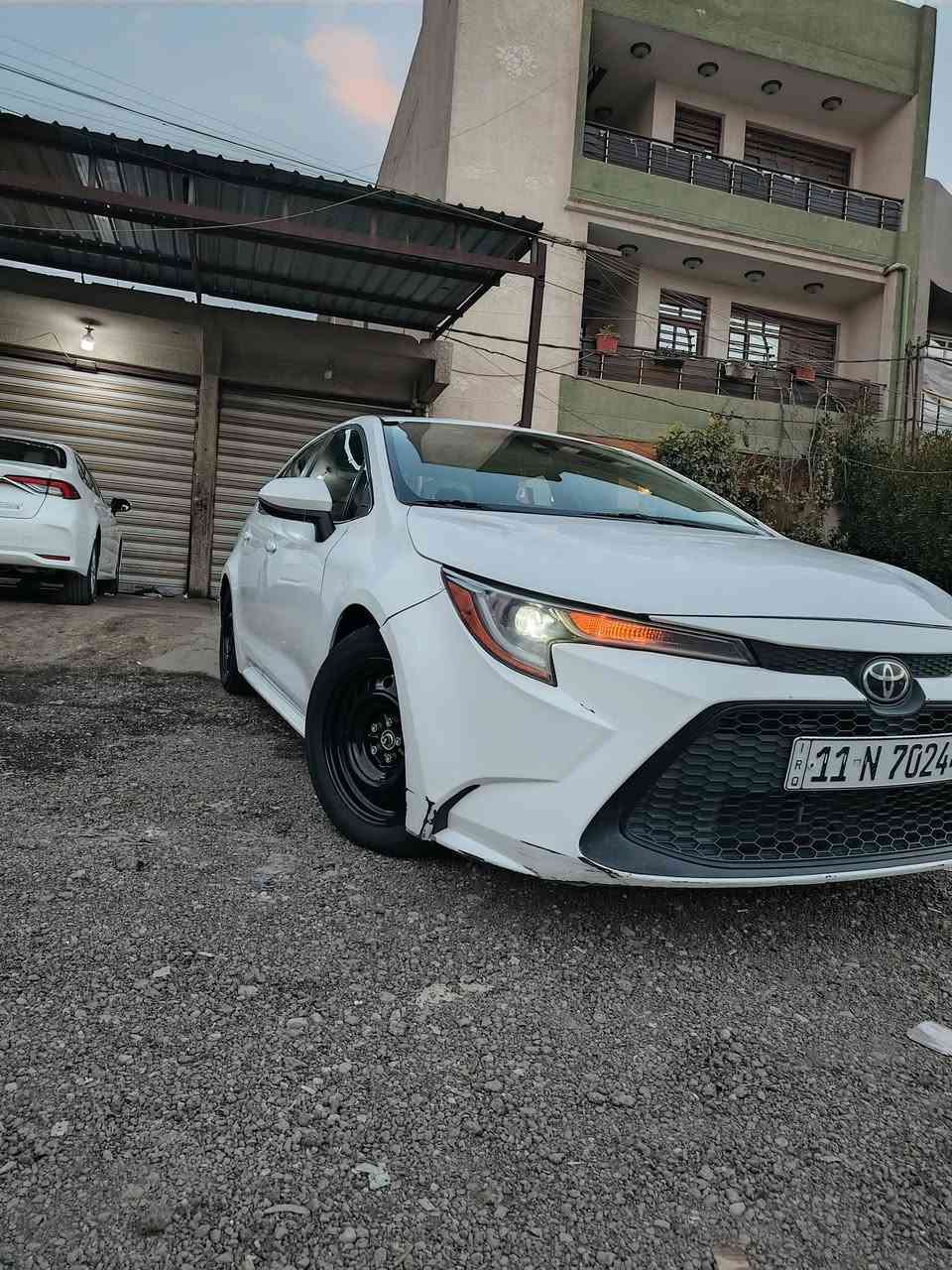 سلام عليكم كورلا ٢٠٢٠ Laمحسن مواصفات المحسن معروفه حجررادار مازدات كله راد ر جانبي فتحه وبصمه تدفئه بل كشن وبل دبه مال زراكات وبل ستيرن  تدفئه شاحن واير ليس 
 بلادي بجم بلادي صور الحادث مروَفقه بالمنشور بدون داخل السياره  برغي مامفتوح بيه بيه ملاحضات بصيطه،،،؟ سياره بسمي تحويل ثاني يوم مكاني بغداد الدوره ***********
