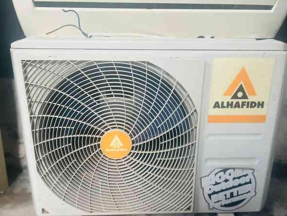 ‏سبلت الحافظ طن واحد نظيف اخو جديد كامل ملحقات سعره 175 بي مجال قليل رقم الهاتف *********** بي واتساب
