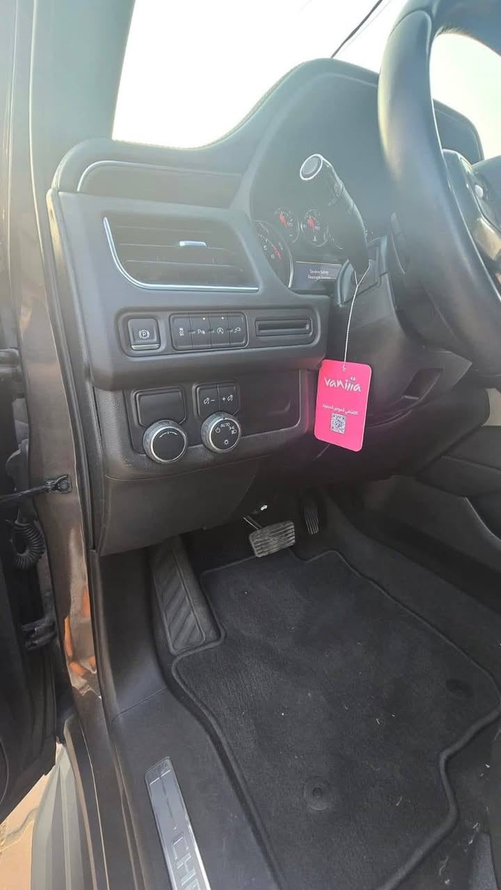 تاهو 21 ظربتها دعاميه اماميه والباقي كفاله باسمي مكانها البصره ماشيه 65حقيقي  السعر 370 للاستفسار  ***********
