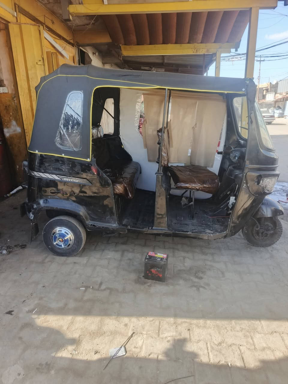 سلام عليكم شباب تكتك TVS موديل 2018 اوراق تكتك خير من الله كشر ومكينه نضيفات باتري جديد تكتك خير من الله جادر جديد مكان المحموديه سعر  2500 وبيهه حق جيتك ***********رجائن المو شراي لا يخابر
