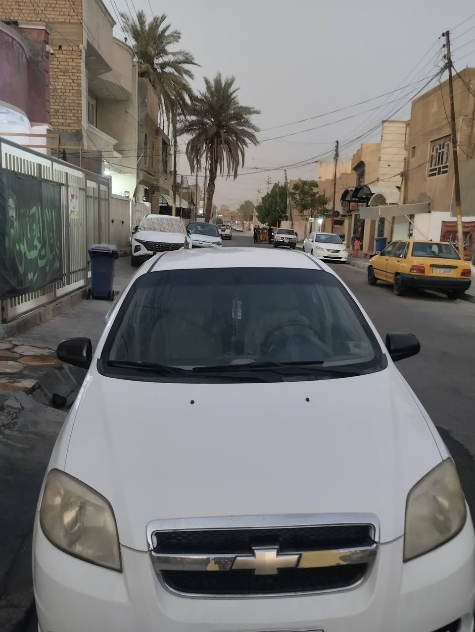 السلام عليكم افيو موديل ٢٠١١ استيراد الشركة العامه مابيه لا صبغ ولا تبديل ولا ضربه بس على كد إصبعين ضربة تكتك بسيطه ومعدل عالبارد أسفل الجامع الامامي عكس السائق سياره نظيفه خليجي محرك مفتوح  ١٥٠٠ وكير عادي بلاديات  كلشي بيه كامل شغال تدفئه تبريد ثلج بأسمي مكان بغداد الشعب السعر ٦٨ بيها مجال بسيط لاستفسار  *********** و ***********
