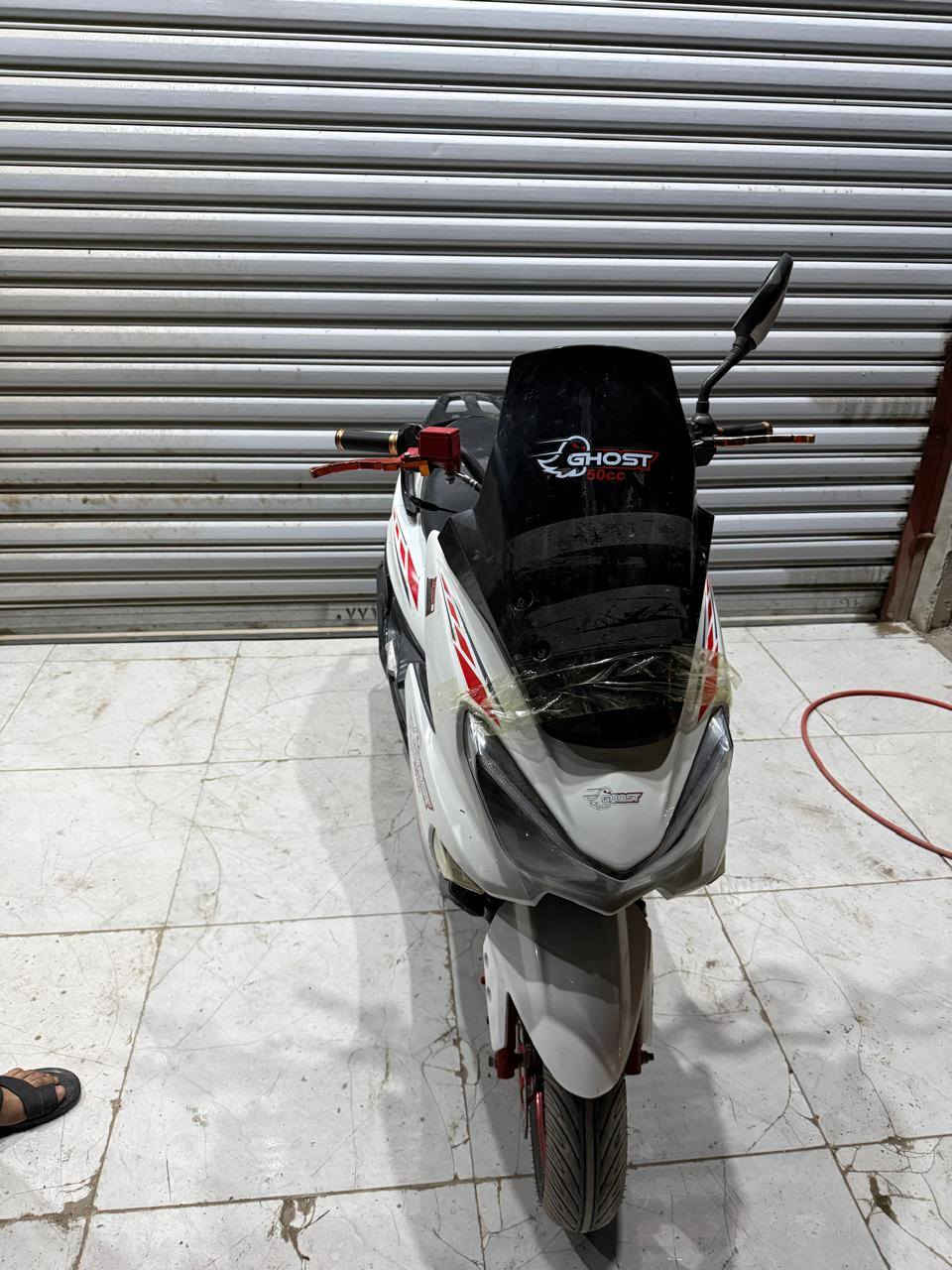 السلام عليكم متاح دراجة سترونك صيني ما مفتوحة كلها بلاد كهربائيات كلها شغاله مع بصمة تشغيل عن بعد متسعجل ع البيع مكاني قضاء المدينة السعر خاص للاستفسار ***********
