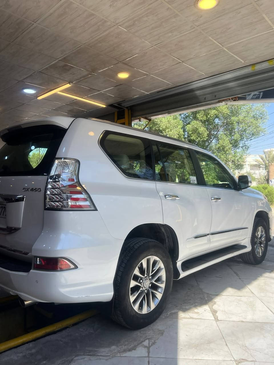 للبيع لكزس GX460 2015 خليجي V8 دبل
ممشى 130 الف حقيقي - ابيض لؤلؤي
فول مواصفات GX - كفالة عامة صبغ بارد
السعر: 335 ورقة مجال بسيط
ديالى - بعقوبة 
*********** اتصال فقط
