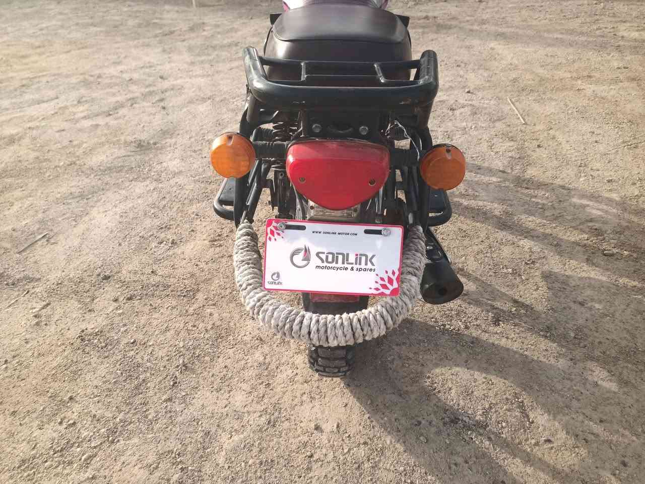 من رخصت الادمن دراجه للبيع دايون موديل 22 مسجله سنويه ارقام الانبار شرط التحويل السعر 2 مليون و 300 وبيه مجال شي قليل بس الشراي يتصل ***********
