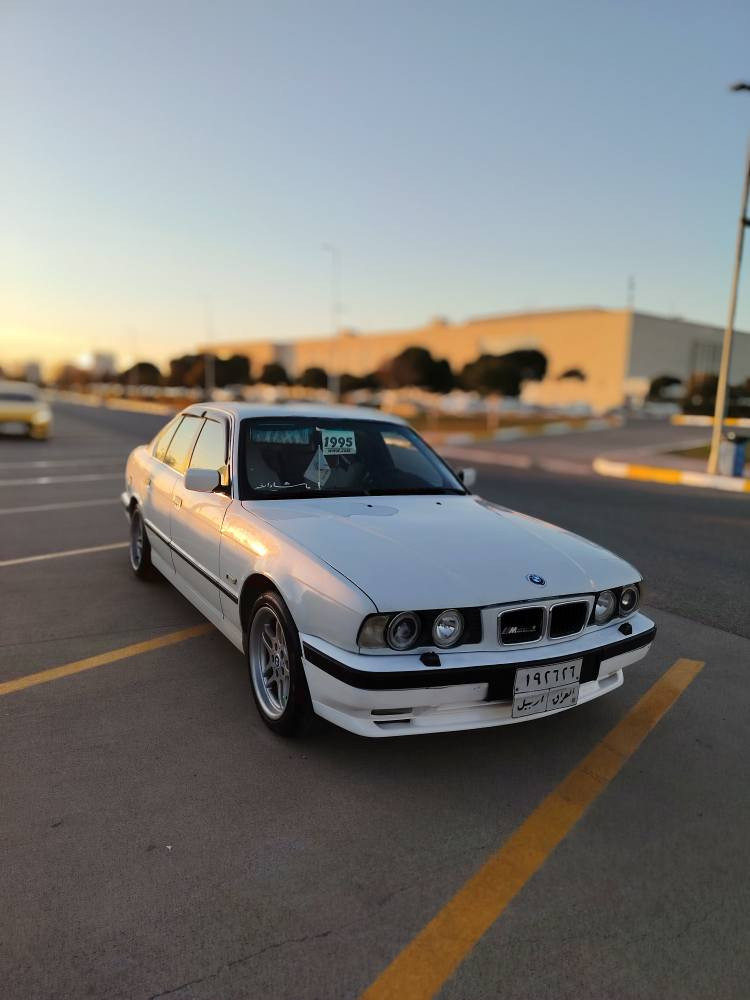 بیم مۆدێل 95بێ سلایت دووجام کارەبا ناو کرێمی سەیارەی تا بڵێی جوانە گێڕو مەکینە بێ عەیبە مەکەینە 525بیلادی تۆماتیک تەبرید بەشەرت سەیارەکە سەنەوی 2018بەسەر چوە سەیارەکە یەک پارچە لێدراو دوو پارچە بەخ بۆ جوانی سەیارەکە جایزو بێ مەسروفە غەرامەش 5وەرقەی لەسەرە لەدووای مەعمەلە بۆتی ئەگڕێنینەوە بەشەرت تەحویل *********** أربيل, العراق
