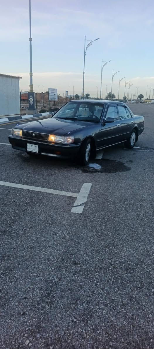 السلام عليكم سياره مارك تكم  مكفوله كفاله عامه من ضرب وكص ونقل جثه فقط صبغ عام  درجه اوله للجماليه مديل 94كير ومحرك واكسن وحداديه ومشط جديد كهربائيات كله شغاله بيبان وجام وجنطه ع ريمون وسنتر لوك شغال شاشه اربع سماعات كله تشتغل تبريد ثلج مازدات جدد سكنات جدد تعمير كله  جديد رقم الساره كربلاء  ومكان السياره كربلاء السعر 60وبيه مجال للطيبين
رقم الاتصال: ***********:/***********
