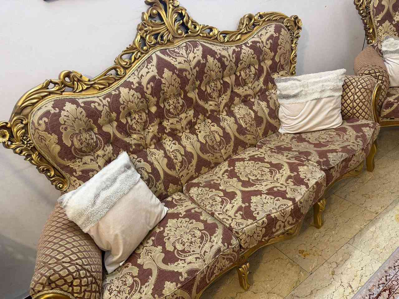 تخم ملكي عشره مقعد
مابي اي ضرر نضافه ميه يالميه
مع طبله وسطيه
مكاني بغداد


**إذا كنت صاحب هذا الإعلان وتريد حذفه لأي سبب، رجاءا أرسل رسالة إلى الدعم الفني**