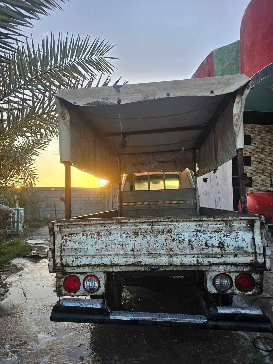 كيه بنكو 93 محرك كير اكسن مكفول تخم تاير جديد سياره جاهزه رقم سياره كربلاء الماني بس راعيه ما اندله اتكفل سرقه وعشاير سعر 26 وبيه مجال مكان سياره كربلاء طوريج ***********
