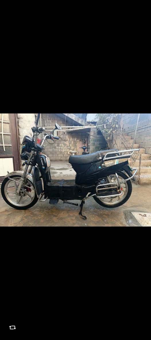 السلام عليكم ماطور شحن للبيع بطارياته عل فحص نضافته مثل مشوفه كدامك كله شغال مابي شي نقص سعره 350 اليريده يجي خاص اويتصل عل رقم مكاني السكنيه هذه رقمي ***********
