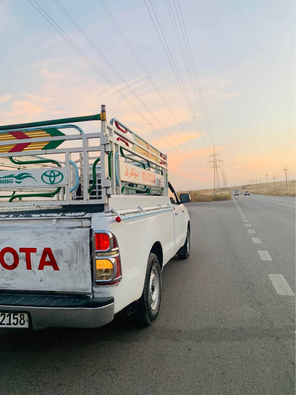 تۆیۆتا مەرزیە هەموو گیانی پەمپ کراوە بۆ جوانی بەس سەقفی نیەتی وەرگەرانی نیە بەس پێشی دەعمی هەیە بێ ناو گرتن٢٠٠٨ کراوەتەوە ٢٠١٤ سەیارەیەکی خاوێن قیت و بێ مەسرەفە هەموو گیانی بەشەرت چوار تایەی نوێشی لەسەرە
ر.ق
***********
شوێن:کۆیە كويسينجاك, أربيل
