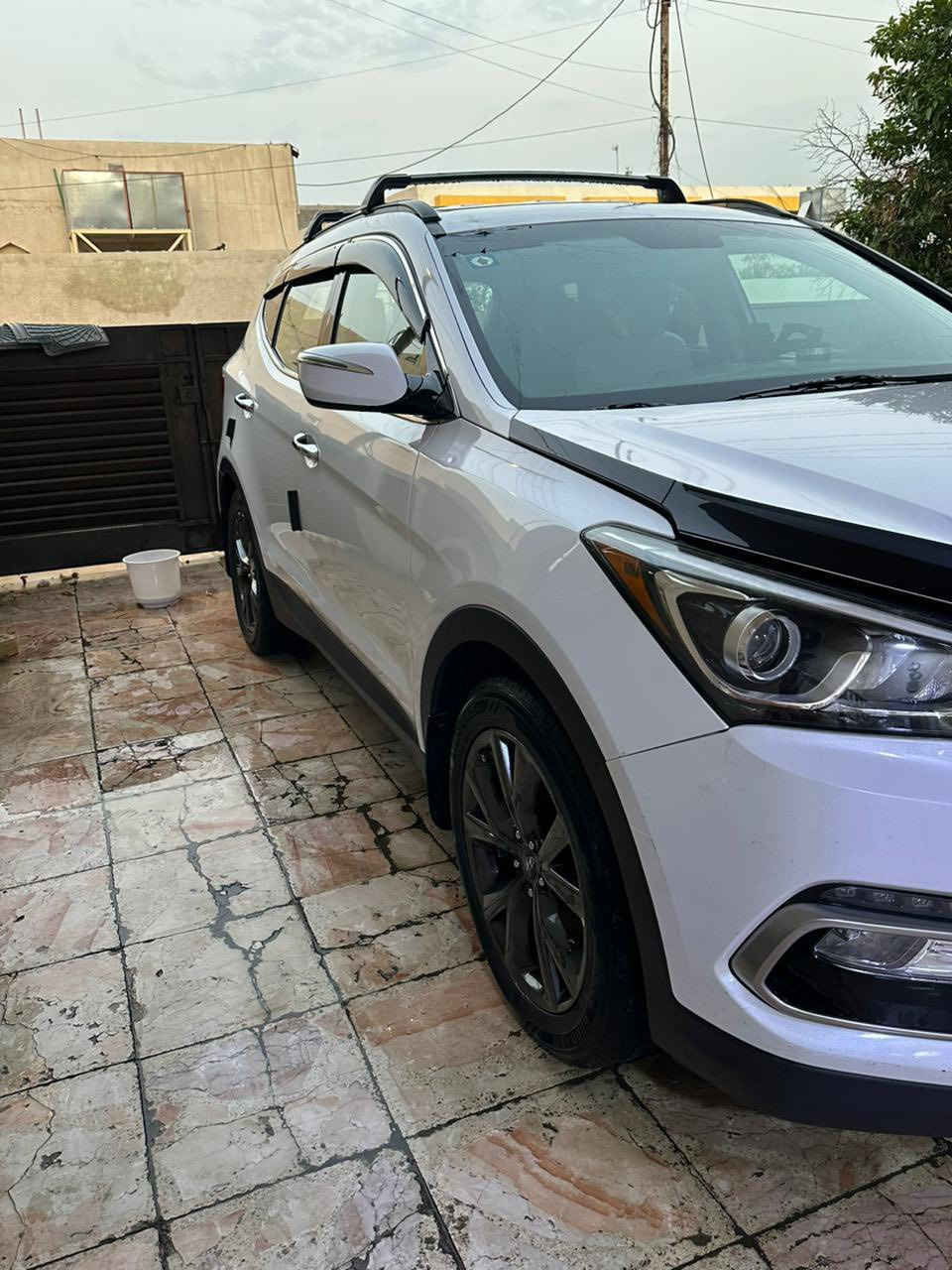 سنتافيا أمريكي  2017 
صبغ قبق الصندوق  وربع البنيد كلير من امريكا فقط 
صور الحادث بالمنشور 
بصمة أبواب 
بصمة تشغيل 
كراسي كهرباء 
رادار جانبي 
صندوق كهرباء 
تدفئة كشنات 
مانع انزلاق 
ترحيب 
ماشيه 59 ميل 
رقم بغداد باسمي سيارة جديدة كير ومكينة مكفول 
صدر جديد باتري جديد تايرات جدد
مكاني بغداد ***********
