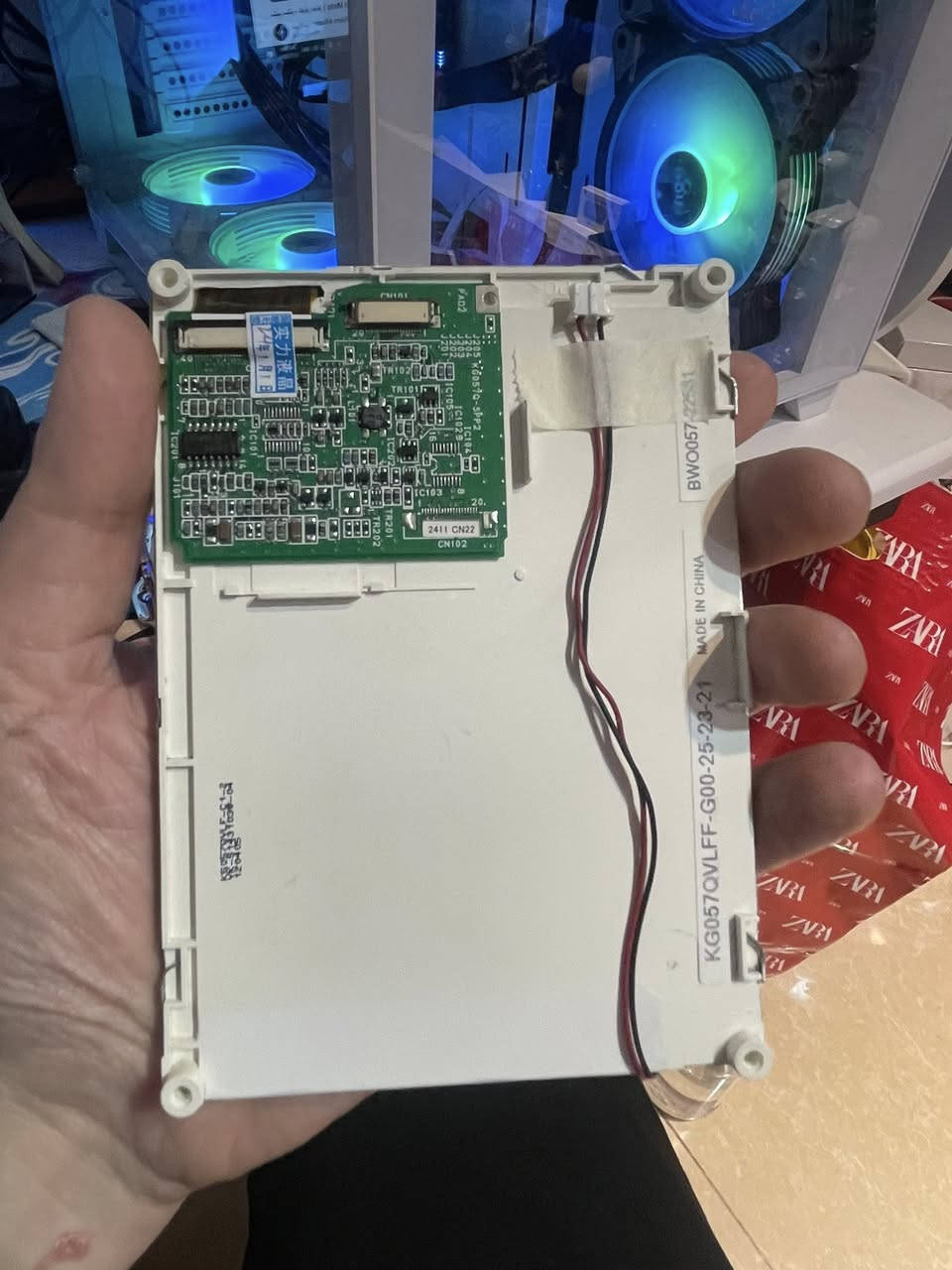 من رخصة الادمنية
شاشة مثل مموضحه بالصور
السعر 22 الف شامل التوصيل


**إذا كنت صاحب هذا الإعلان وتريد حذفه لأي سبب، رجاءا أرسل رسالة إلى الدعم الفني**