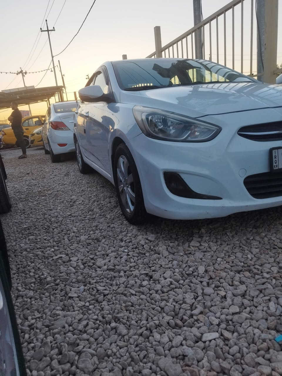 اكسنت خليجية موديل 17 بيها جاملغ صبغ
سياره جديده وجاهزه مكينه وكير وحداديه وتبريد كله تمام 
السعر 105 وبيها مجال 
ترهم مراوس  حسب القناعة 
مكان كربلاء طويريج 
***********
