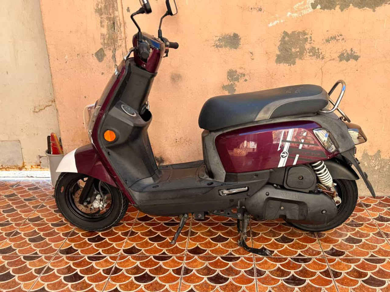 السلام عليكم الحلوة للبيع
بوليس مسطره  للبيع  
الدراجه برغي ممفتوح بيها لونها مميز وجيب فيتر ابيعك من البيت   الدراجه ختم واحد كلها وممشى قليل وصارلي اقل الشهر من ماخذها كلشي شغالة بيهة
 عنواني الديوانية 
1400 وبيها مجال بسيط او حاص
للتواصل ***********
