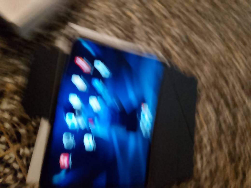 أيباد شاومي 7ذاكرة 256كيكا بايت نظيف جدا كارتونة فقط مكاني بغداد مدينة الصدر موبايل *********** اتصال خاص بدون تعليق السعر 270 بغداد, العراق
