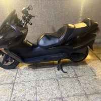 شباب فورزه 08بل الجيس جديده ماشيه ١٥ الف مابيها اي نقص سعرها ١٧٠٠ مليو...