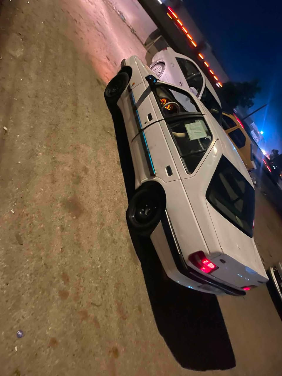 السلام عليكم
بيجو لميس ٢٠١٣ السيارة كلش نضيفه بيها الاهلالات معمره والدوسات الباقي كله جديد صدر امامي خلفيً جديد كير مكينه ادامه كامله عليها السياره تراي وين ما يعجبك

مكانها السريدات الاولى 

السعر ٣٨ وبيها مجال قليل 

***********ابو احمد
