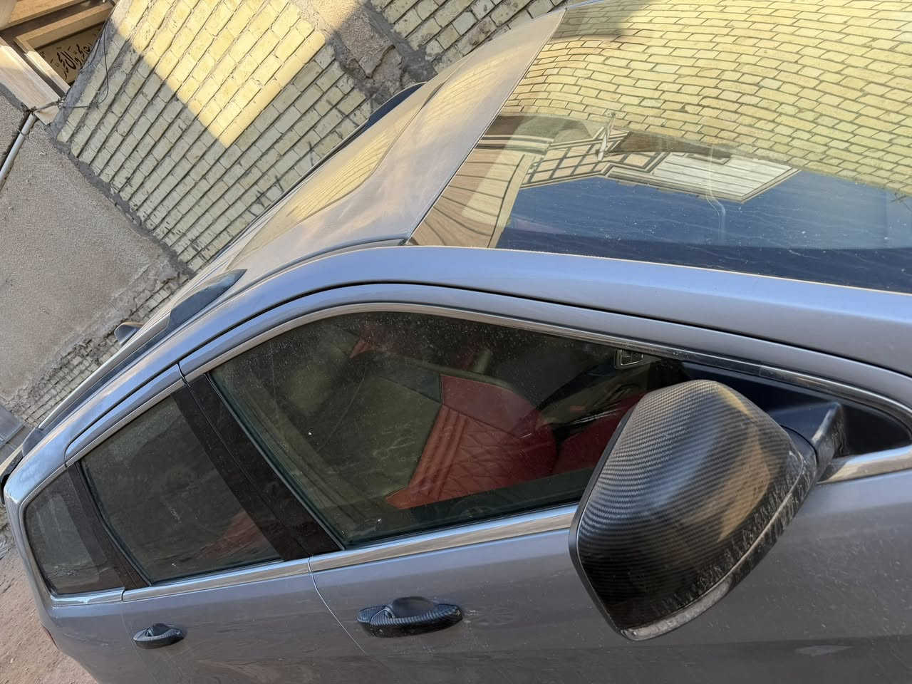 السلام عليكم جيب 2017 لمتد فتحة فول ضر امريكا جاملغ خلفي فقط وهنا صار بيه حادث وبيعه عل حادثه جاملغ وباب
مكان بغداد ***********. رقم بغداد جديد
