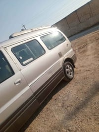 ستركس لبيع مديل ،2006 اني مكلف بنشر هاذ رقم صاحب سياره 07725271508