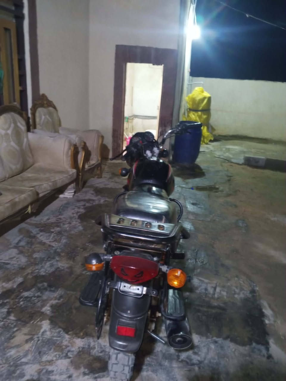 دراجه بوكسر2023للبيع كفاله أوراق اصولي عامه نضافه اكثر من الصور السعر مليون وميتين وبيه مجال كربلاء الحر قريه الشريعه الرقم اتصال ***********
