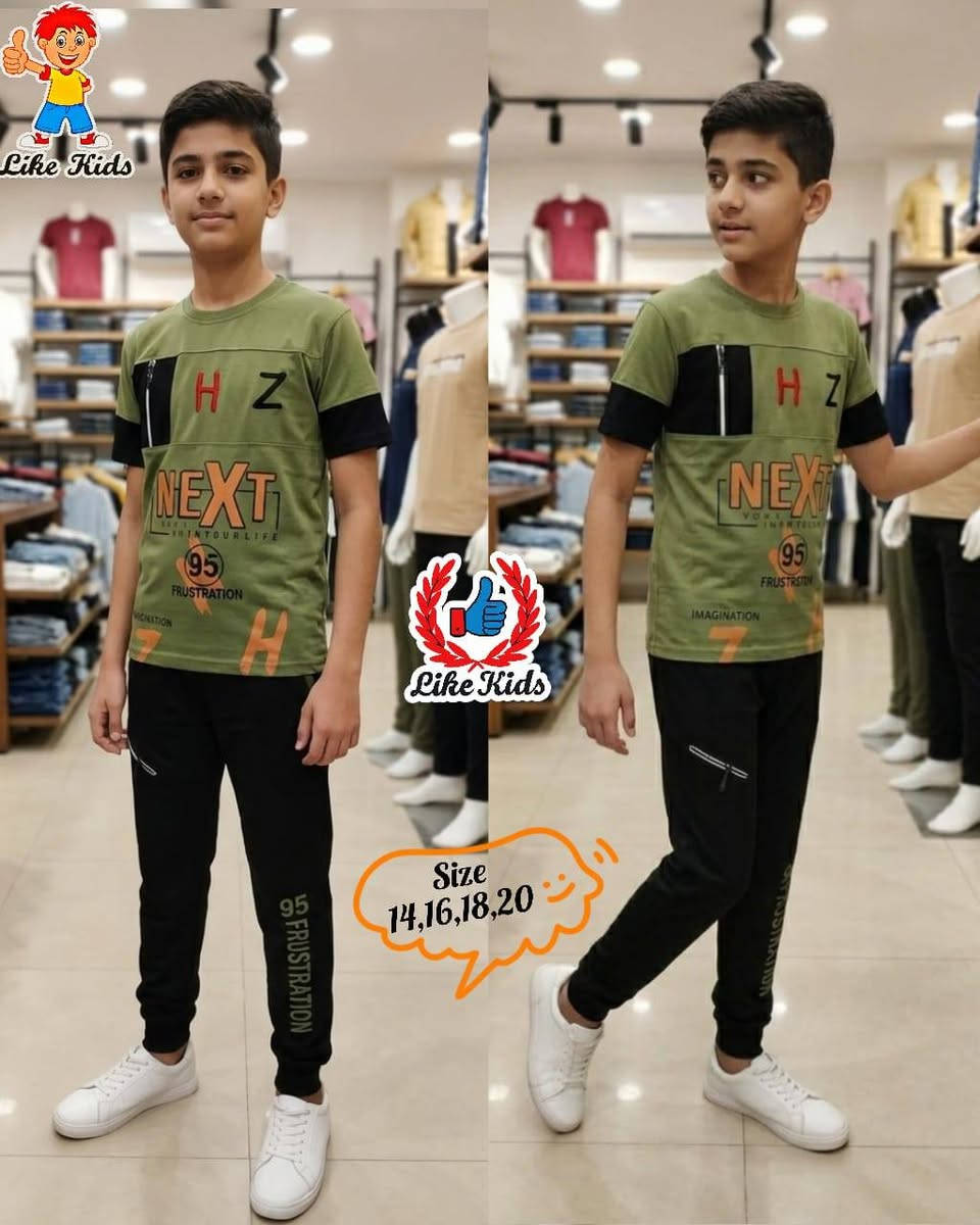 تراك محير 
القياس ١٤_٢٠ 
إنتاج سوري 
السعر ٨٠ الف الدرزن 
الحجز واتساب 
***********
