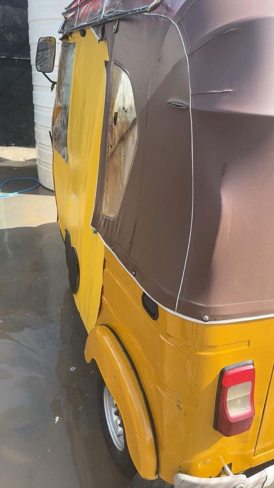 تكتك 21                         مثل.  

 ما موضح بلصوره اوراق المصطفى التكتك 
 خير من الله ماناقصه شي    بوجهك كبل الشارع 
السعر خلص اوتصال 
***********
