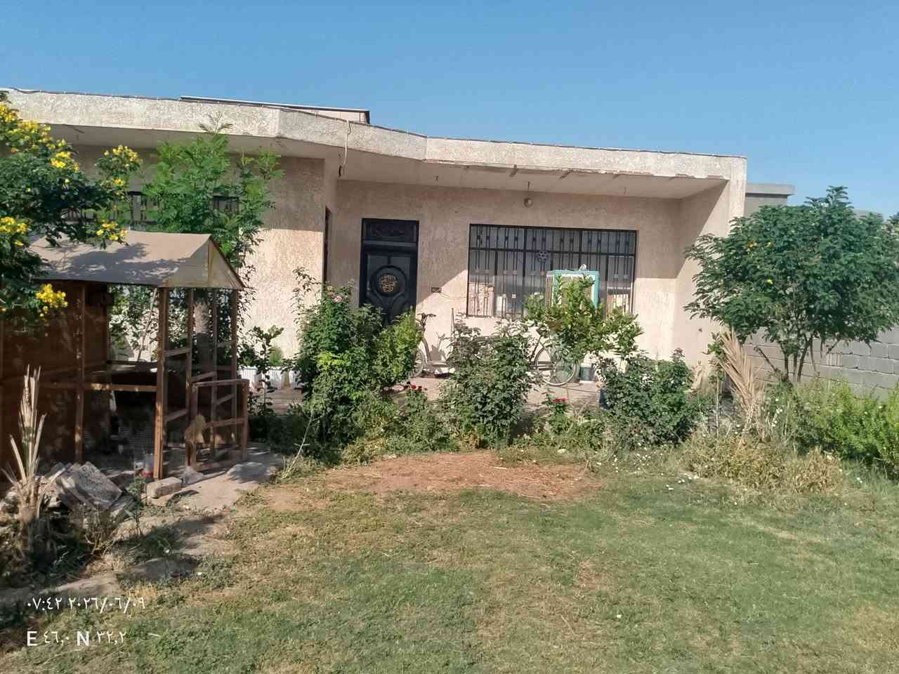 دار مع بستان للبيع المساحة نصف دونم العنوان قضاء الحي الكراده الشارع الحولي  للاستفسار الاتصال ***********
