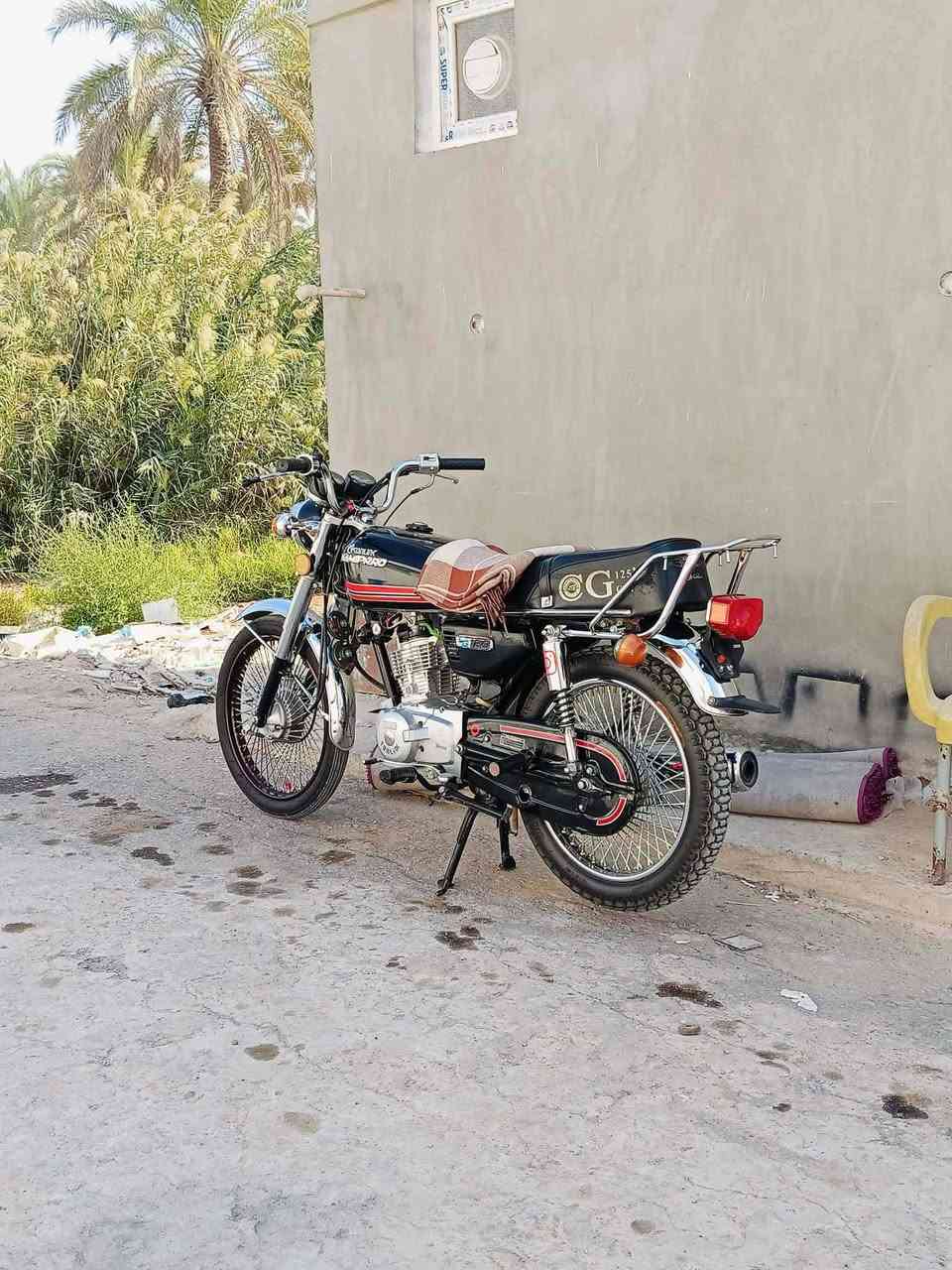 السلام عليكم نامه برو غطاس اوراق اصولي بوجهك للتقريم موديل 22 طالعه بل23  مكينه مكفوله دراجه تخبل شوفت عينك بابل سده الهنديه رقم *********** سعر 925 وبيها مجال
