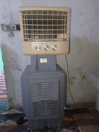 مبرده حجم 60 ستعمال قليل سعر 275 وبيه مجال مكان مدينه صدر قطاع 18 رقم ...