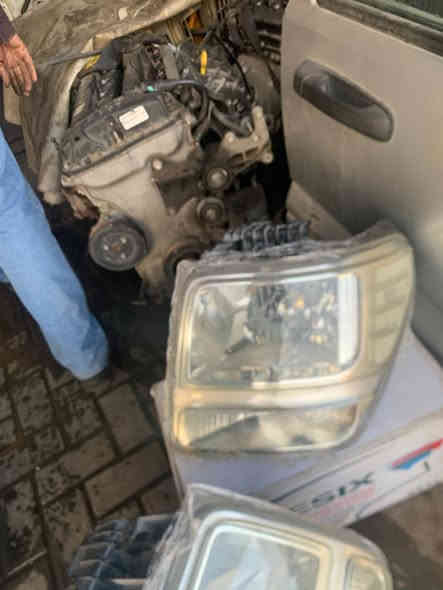 لايتات دوج. نترو. 
علي   المالكي 
الطالبية  
***********
***********
