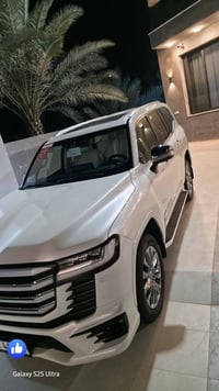 لاندكروز VX • ٢٠٢٤ • ماشيه ١٠٠٠٠