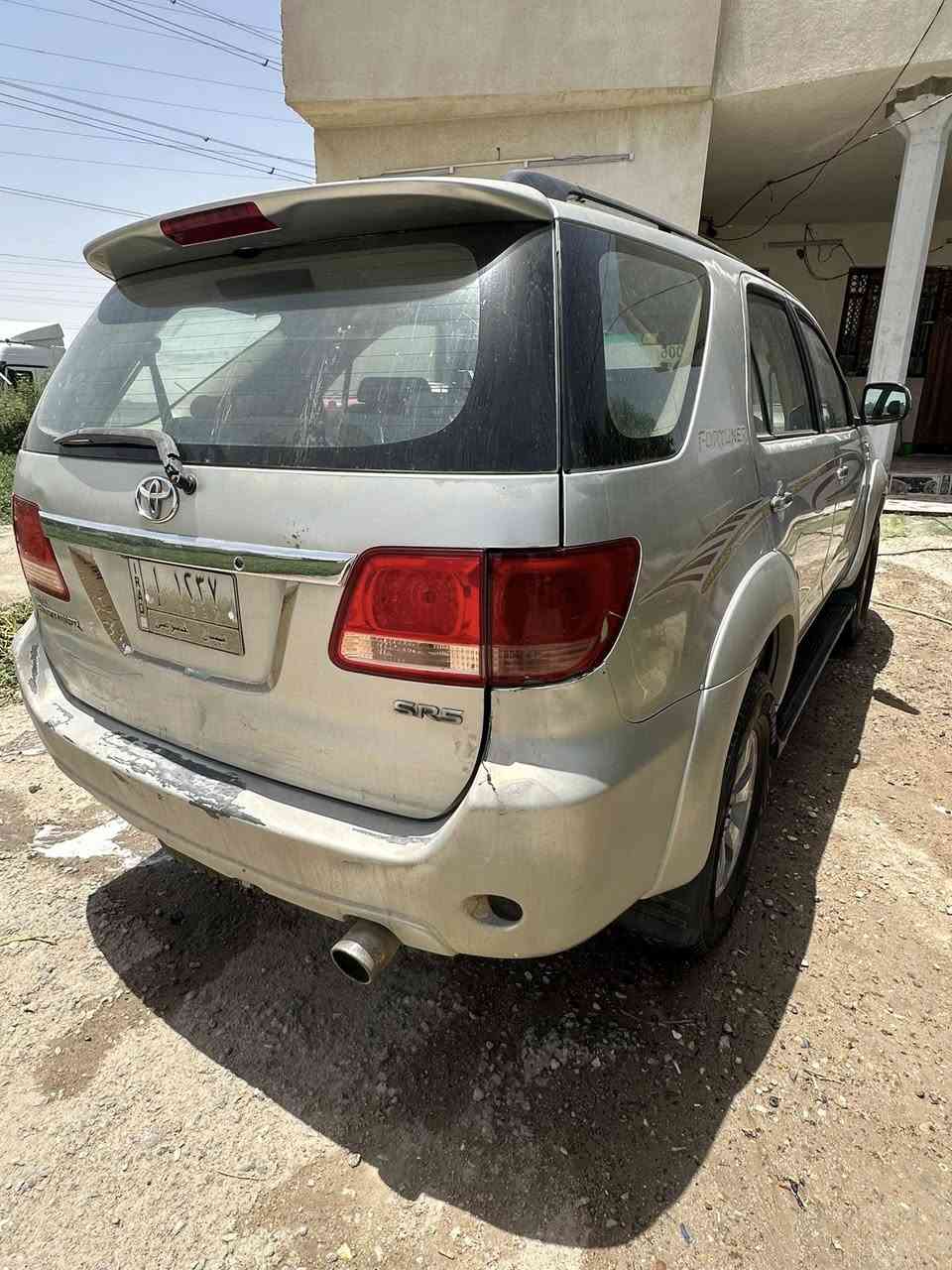 للبيع تيوتا فور جنل وارد خليجي مديل 2006
مكينه سته سلندر
رقم مشروع وطني 
مكفوله من ضربه وصبغ
تبريد قطعتين شغال
سياره بلاديه
سعر ب ١١٠ وبيها مجال
مكان بصره
***********
