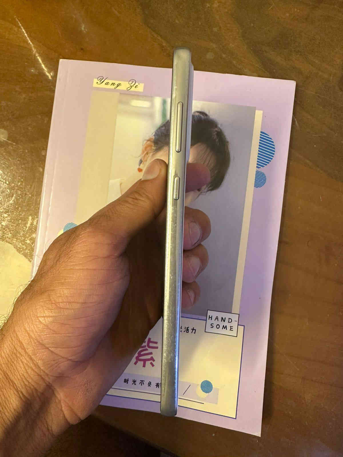 السلام عليكم جهاز A73 لبيع
ذاكره 256 جهاز نضيف لا مصلح ولا مفتوح 
دبل سيمكارت سعره 225 
مكان بياع ***********
