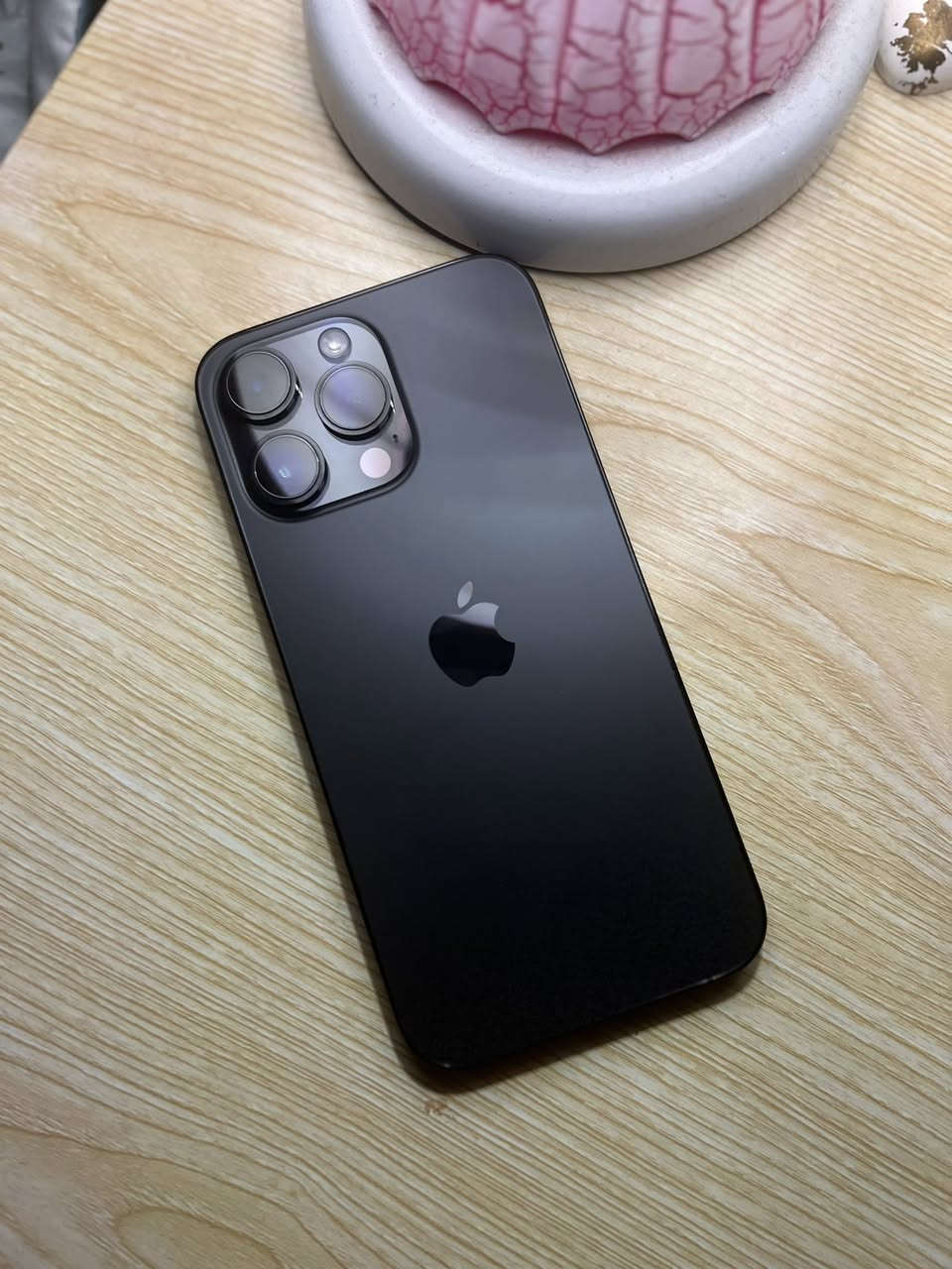 ١٤ برو ماكس ذاكره ٥١٢ بطاريه ٨٦ حقيقي جهاز كامل هوه والكارتونه بعده لوك السعر مليون
*********** كوت وشعندك مراوس نزل
