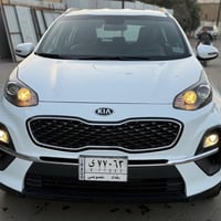 كيا سبورتج 2021 خليجي وكالة الدولية محرك 2000  ماشية 105 الف كيلو شاشة...
