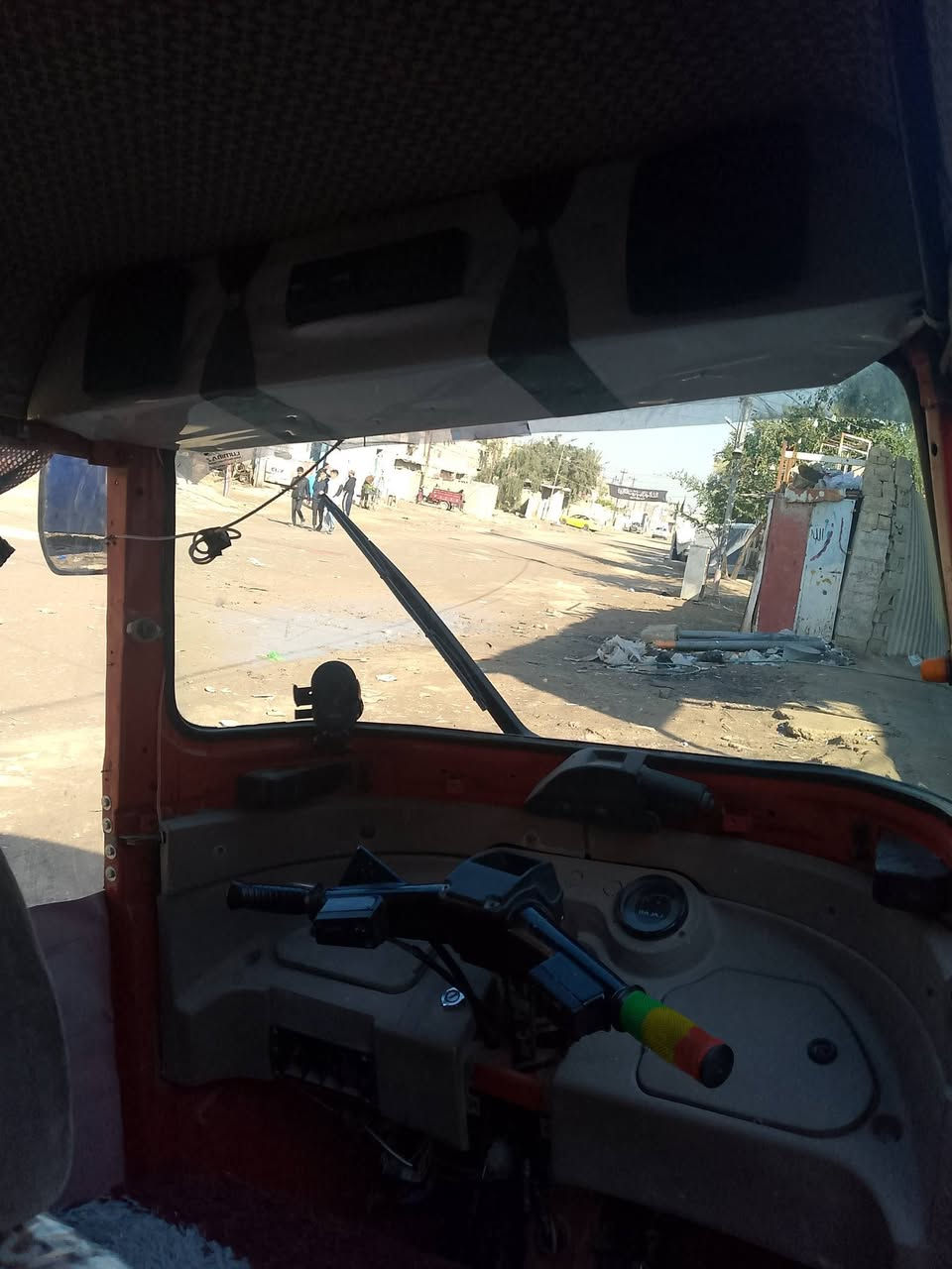 السلام عليكم تكتك 2017 مكينة 2020 اوراق اصولي المكان بغداد السعر 3200 وبيها مجال
***********
