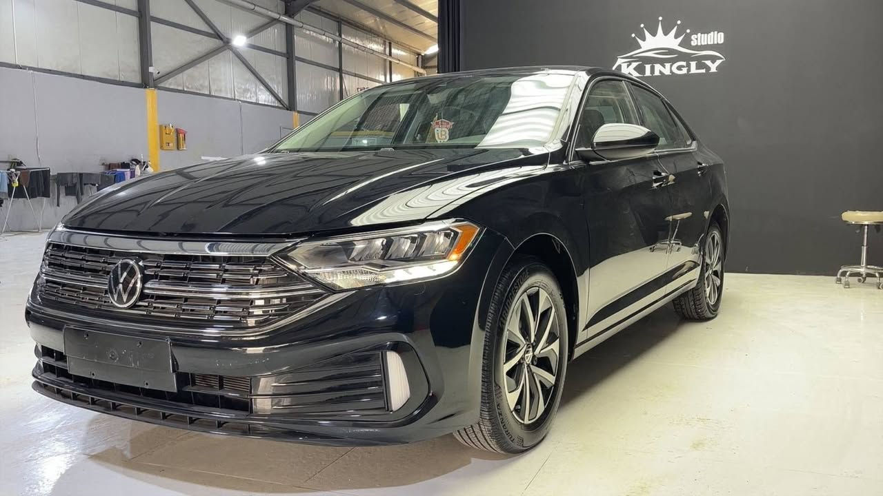 ڤۆڵگسواگن جێتا 2024 مواسەفات S 
27 هەزار ڕۆشتووە 
شاشە گەورە لمس 
شاشە ئەلکترۆنی 
کامێرا بیلاد 
ڕادار 360 دەرجە 
لایت لید و زینۆن 
زۆر مواسەفاتی تر 
تەنها 1 پارچەی بۆیاخە 

سـعـر : لە کۆمێنت داوابکە ڕاستەوخۆ بۆت دێت 📥 

گێر و مەکیەنەی بەشەرت 
هیچ کێشەیەکی تێدا نییە 

ژمارەی خاوەنەکەی  
***********
واتساپ
