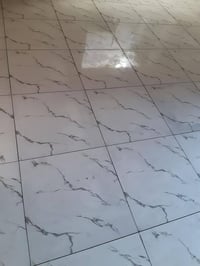 اسطه سيراميك الارضي شغل درجة أولى وشرط علا ليزر هندسي اي استفسار اتصال...