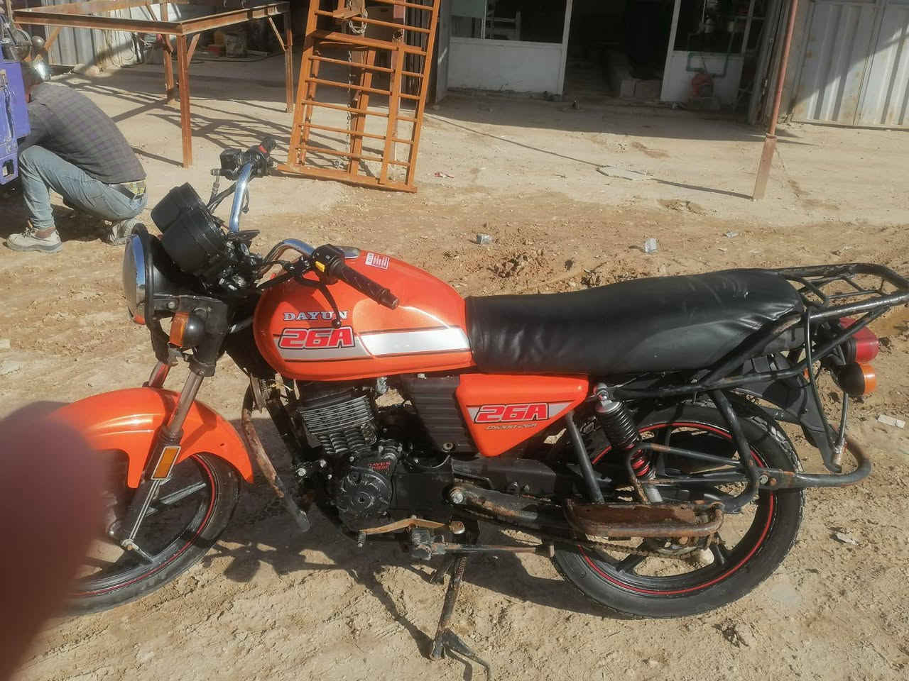 سلام عليكم دراجة دايوان نفخ البيع موديل 21  محرك مفتوح ول ركبة بية عواج شوية اوراق أصولية السعر 1250 وبية مجال العنوان الحر السوادة مدرسة الحسام للاستفسار   ***********
