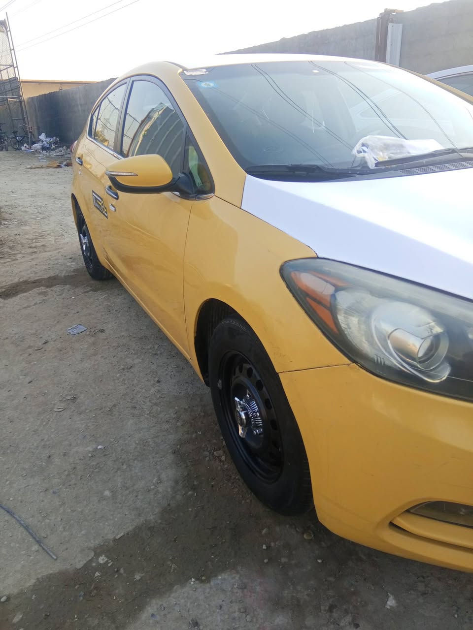 السلام عليكم فورتي موديل 2014 جيتي السعر 90 البلديات ***********
***********
