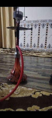 ال بيع ببدل بيه. بس الشيشه المانيه تخبل ونفس بيه. مو طبيعي السعر خاص و...