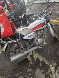 ايرانية • كلشي شغال • بيها مجال