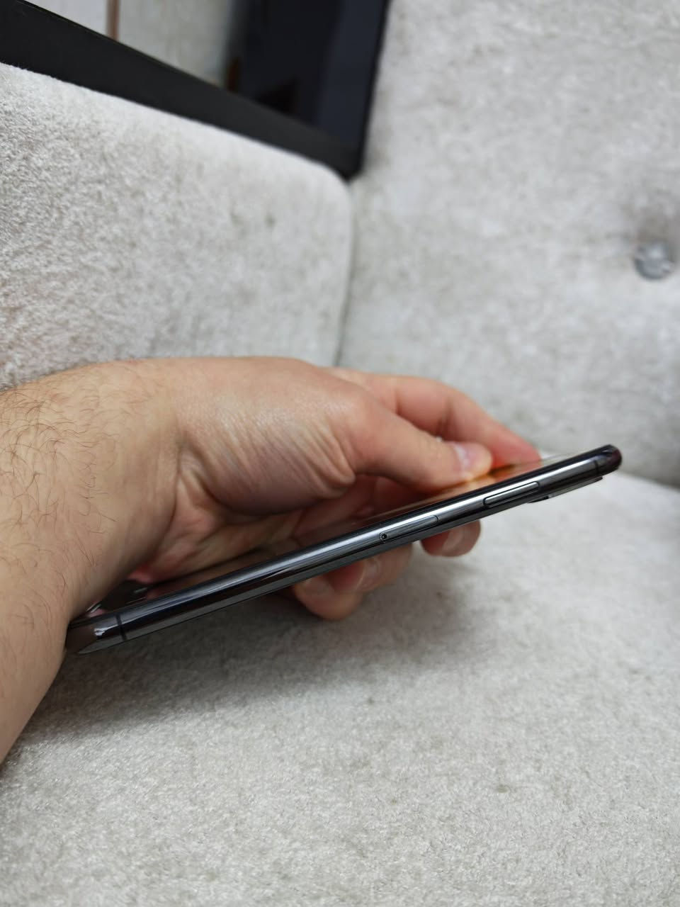 سلام عليكم للبيع أو مراوس ايفون إكس اس ماكس مكفول من كلشي شرط الفحص نضافته 💯💯 ذا 256 بطاريته 77 السعر 260 مكاني كربلاء للتواصل على الرقم ***********
