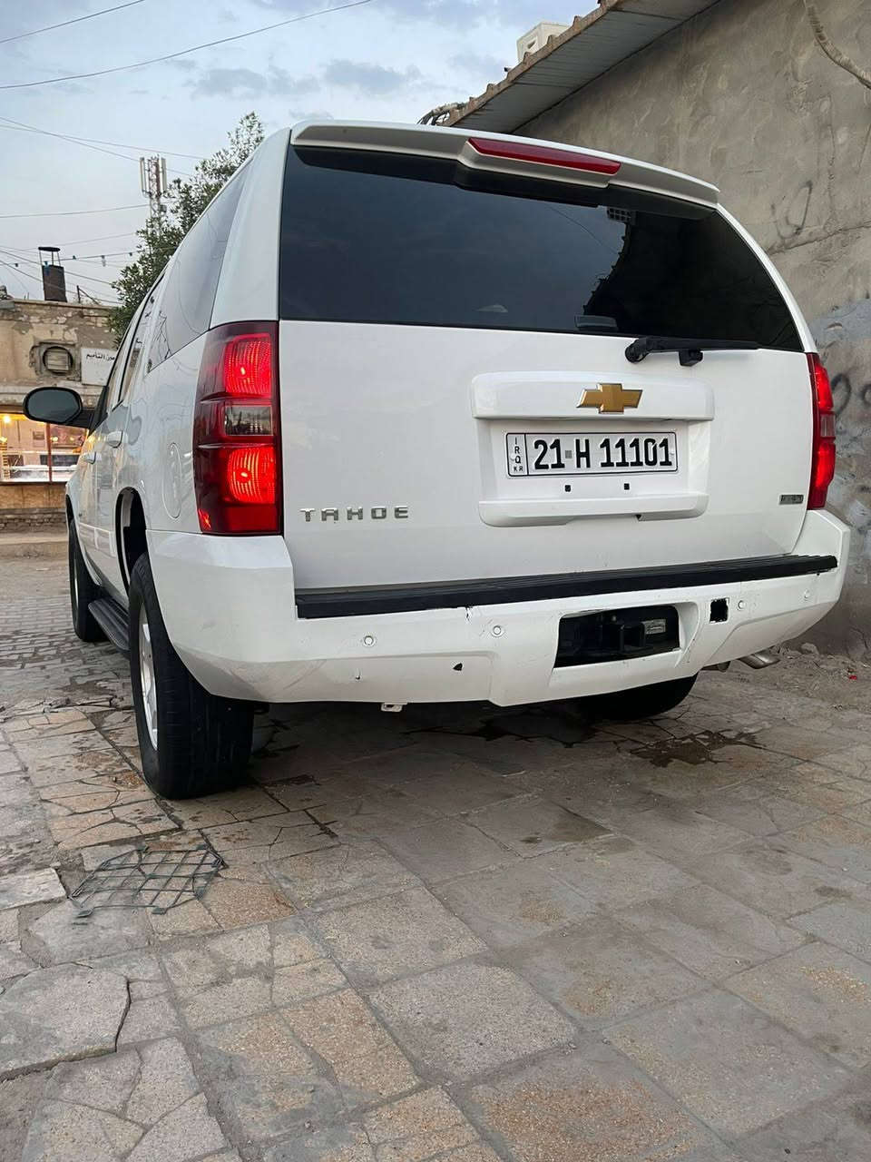 تاهو موديل 2012 وارد اميركي بدله دعاميه ورادتيرات بل خارج موجوده ضبرتها بل صور   السعر 100 وبيها مجال ***********
