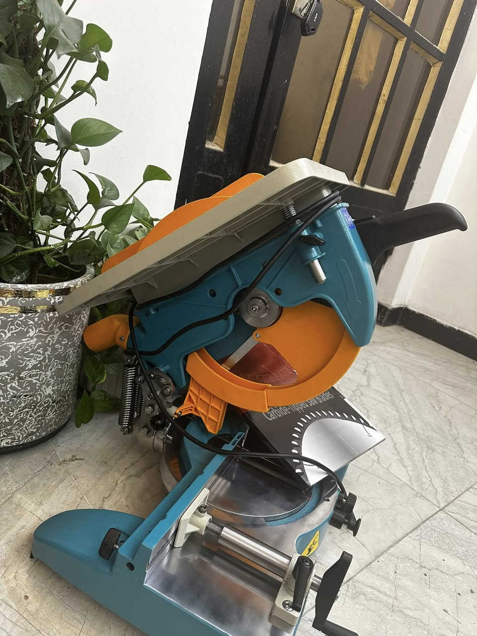 للبيع كتر مع قرص جديد ‭0774 788 6898‬
