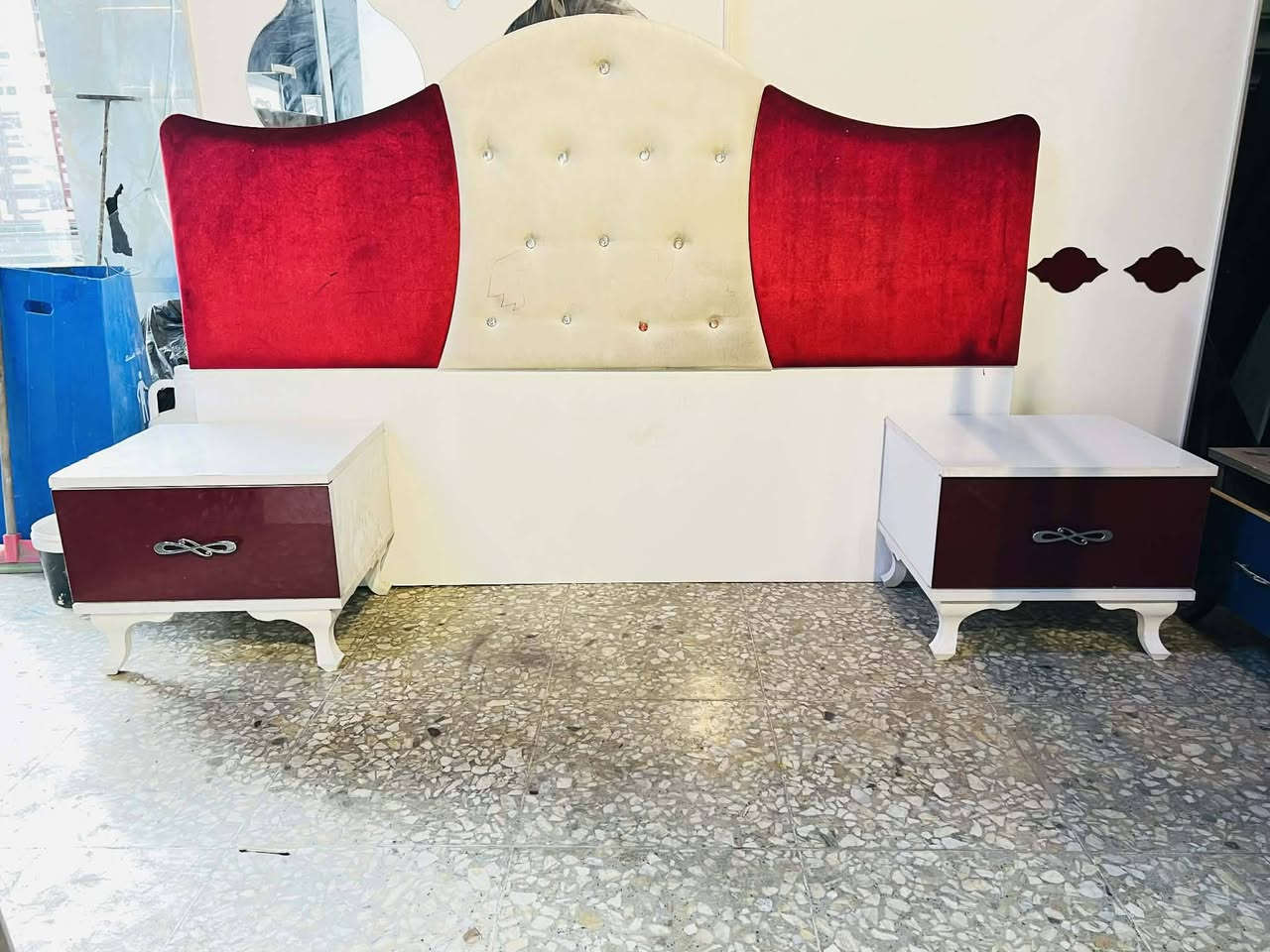 غرفة نوم مستعملة🇹🇷
نضافة90 ٪💯
عدد القطع / 5
نضام / أسلايت 💢
سعرها / 400 💸
شد ونقل داخل بغداد مجاني🚛
يوجود توصيل محافضات 🚛


**إذا كنت صاحب هذا الإعلان وتريد حذفه لأي سبب، رجاءا أرسل رسالة إلى الدعم الفني**