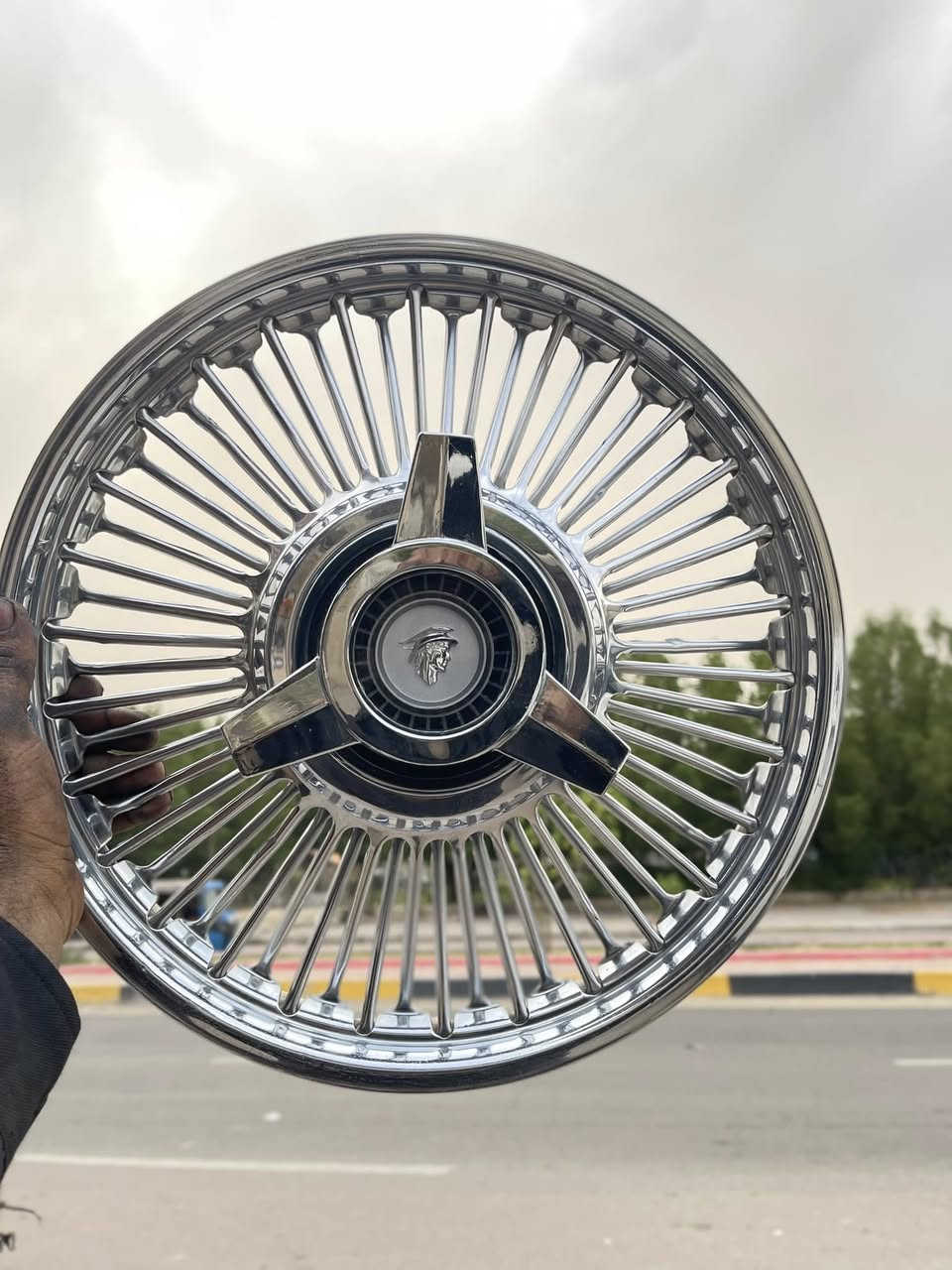 سلام عليكم كبات حجم ١٤كلكسي نضفتهن 95البيع سعرهن 825وببهن مجال حك الجيه ويدلل العنوان بغداد الشعب حي سومر مامتواجد عل خاص بس عل هاتف 📞 ***********🩷💁🏼‍♂️

