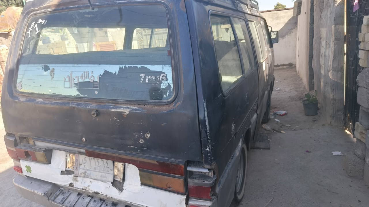 سلام عليكم كيا بستا 95
مكينه بيها تنقيص قليل كير اكسل خير من الله 
سنوية لحد 2028 شهر 3 شرط التحويل مصفرة هيئه 
السعر 25 وبيها مجال مكاني بغداد التاجي
***********2
